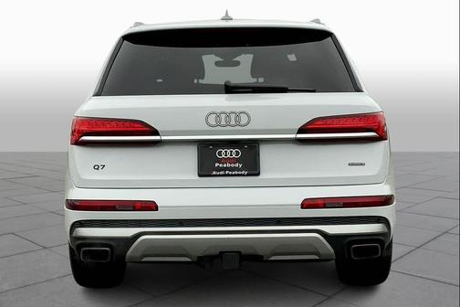 2025 Audi Q7 55 Premium Plus
