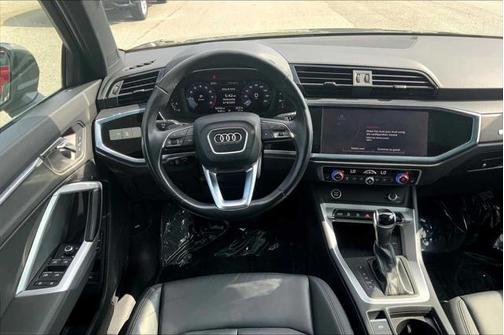 2022 Audi Q3 45 S line Premium Plus