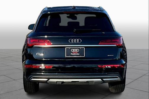 2023 Audi Q5 40 Premium Plus