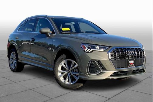 2025 Audi Q3 Premium 45 TFSI S line quattro Tiptronic