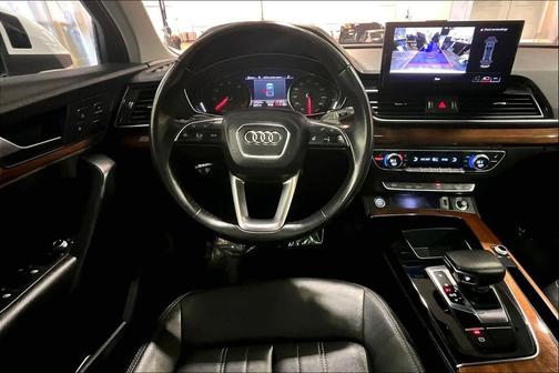 2023 Audi Q5 40 Premium