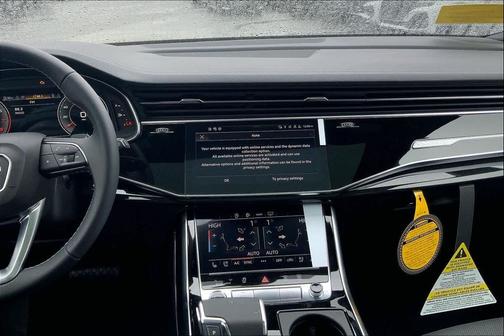 2025 Audi Q7 55 Premium Plus