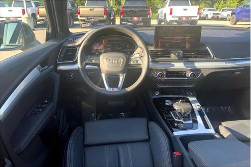2025 Audi Q5 45 S line Premium Plus