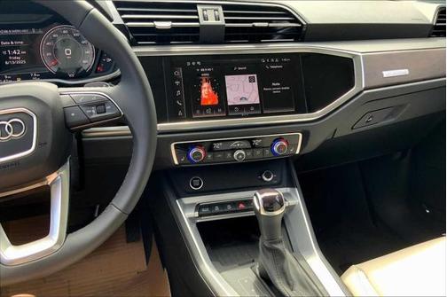 2025 Audi Q3 45 S line Premium Plus