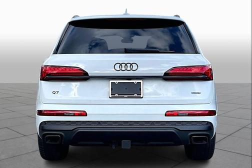 2026 Audi Q7 55 Premium Plus