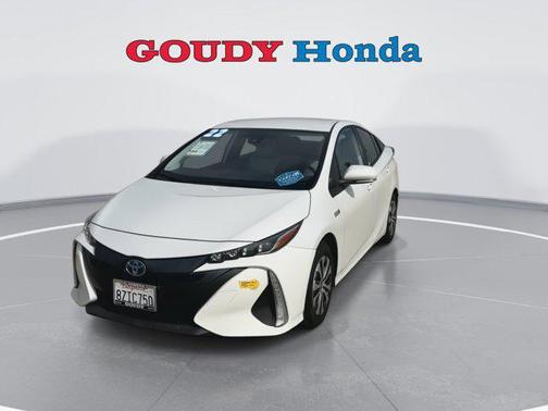 2022 Toyota Prius Prime XLE