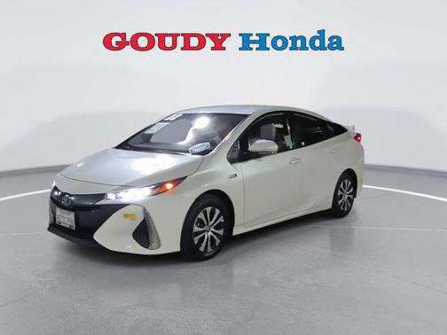 2022 Toyota Prius Prime XLE