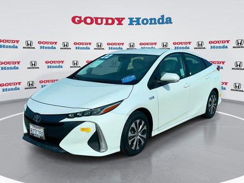 2022 Toyota Prius Prime XLE