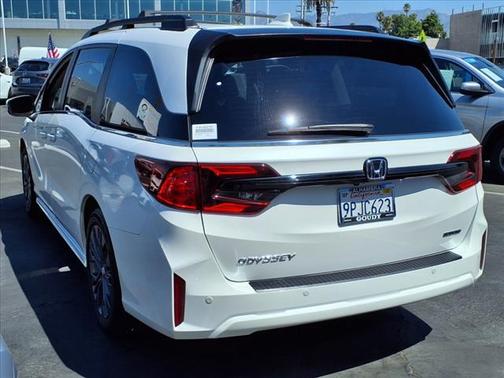 2025 Honda Odyssey Touring