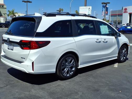2025 Honda Odyssey Touring