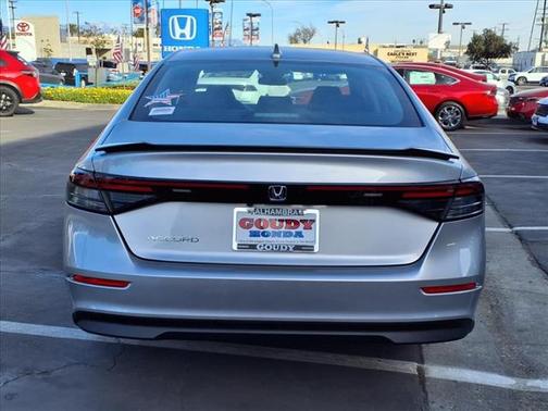 2025 Honda Accord LX 1.5T