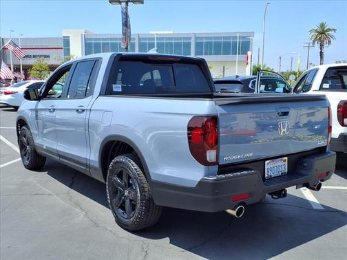 2023 Honda Ridgeline Black