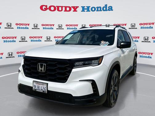 White 2024 Honda Pilot Sport