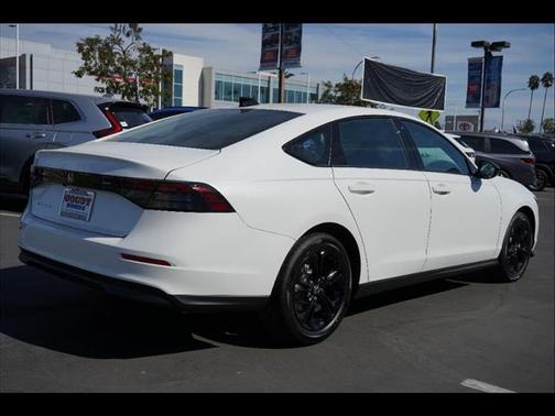 2025 Honda Accord Sport SE 1.5T
