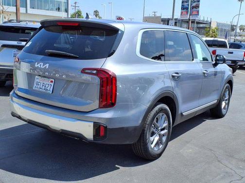 2023 Kia Telluride LX