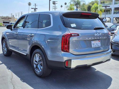 2023 Kia Telluride LX