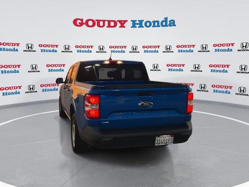 2022 Ford Maverick XL