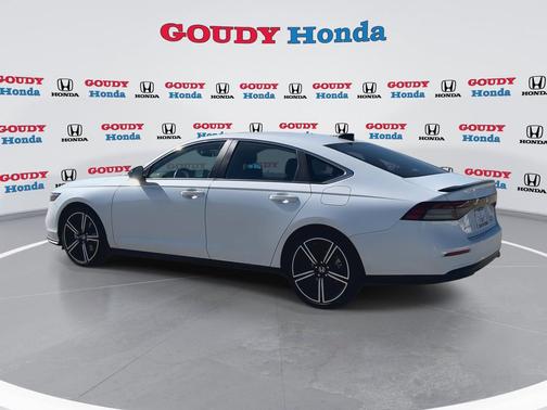 Platinum White Pearl 2025 Honda Accord Hybrid Sport