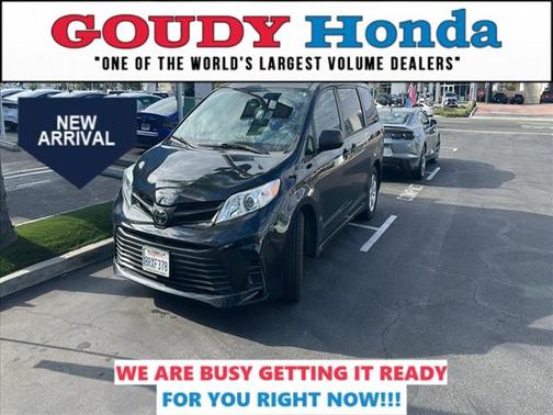 2020 Toyota Sienna SE