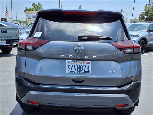 2022 Nissan Rogue SV