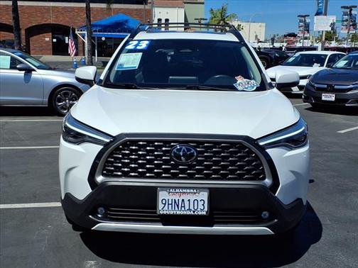 2023 Toyota Corolla Cross XLE