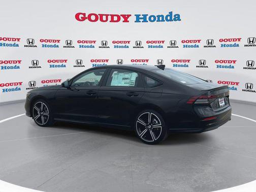 Crystal Black Pearl 2026 Honda Accord Hybrid Sport