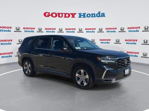 Crystal Black Pearl 2024 Honda Pilot EX-L