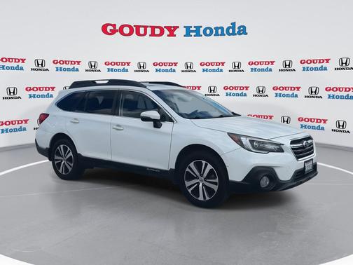 Crystal White Pearl 2019 Subaru Outback 2.5i Limited