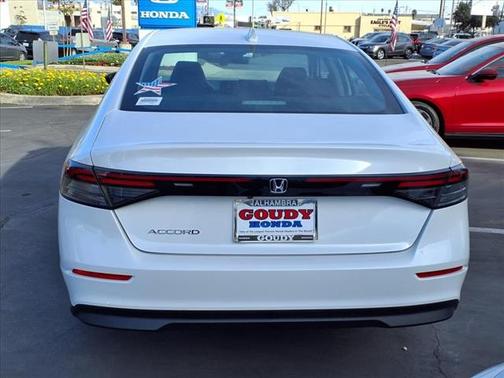 2025 Honda Accord LX 1.5T