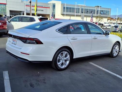 2025 Honda Accord LX 1.5T