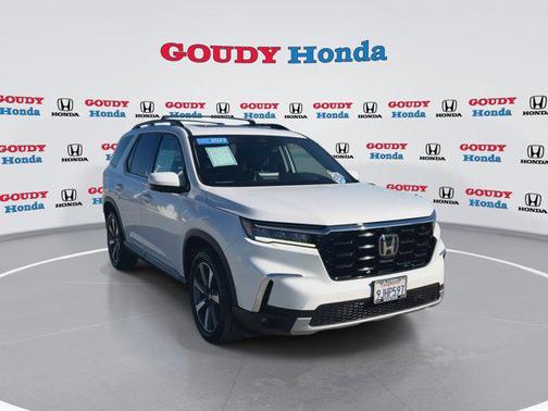 2023 Honda Pilot AWD Elite