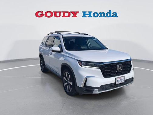 2023 Honda Pilot AWD Elite