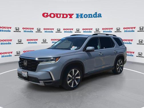 Sonic Gray Pearl 2023 Honda Pilot Touring 8-Passenger