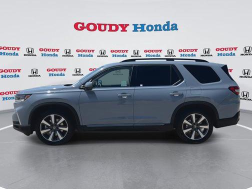 Sonic Gray Pearl 2023 Honda Pilot Touring 8-Passenger