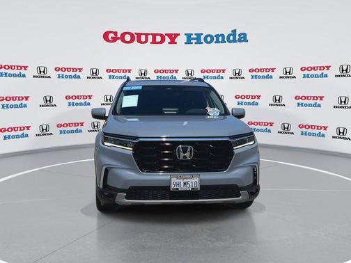 Sonic Gray Pearl 2023 Honda Pilot Touring 8-Passenger