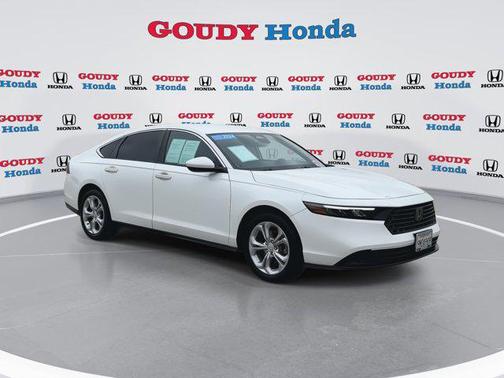 Platinum White Pearl 2024 Honda Accord LX 1.5T