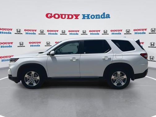 Platinum White Pearl 2023 Honda Pilot 2WD EX-L 7 Passenger