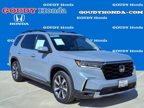 2023 Honda Pilot Touring 8-Passenger