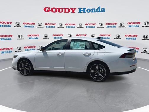 Platinum White Pearl 2026 Honda Accord Hybrid Sport