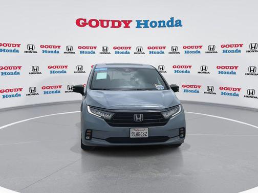 Sonic Gray Pearl 2024 Honda Odyssey Sport