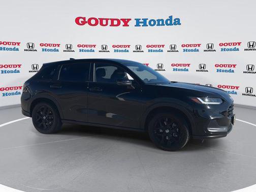 Crystal Black Pearl 2025 Honda HR-V 2WD Sport