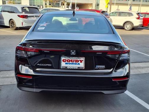 2025 Honda Accord Hybrid Base