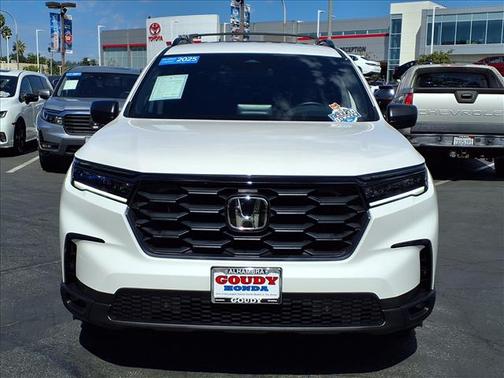 2025 Honda Pilot Sport