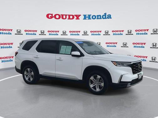 Platinum White Pearl 2023 Honda Pilot 2WD EX-L 7 Passenger