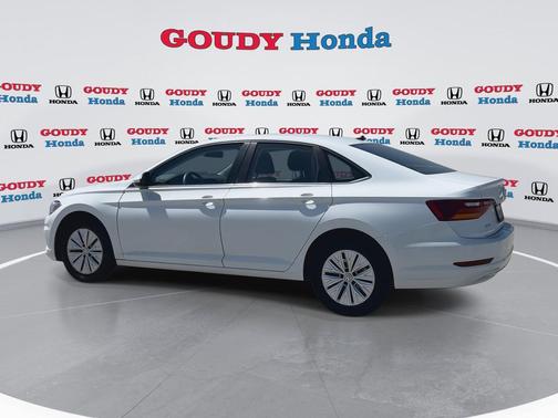 Pure White 2019 Volkswagen Jetta 1.4T S