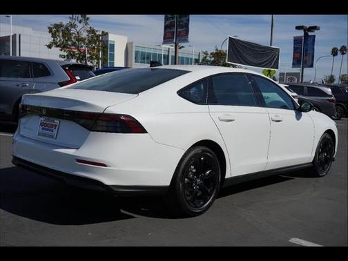 2025 Honda Accord Sport SE 1.5T
