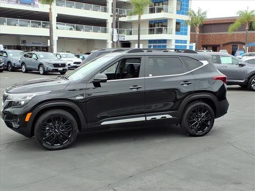 2022 Kia Seltos Nightfall Edition