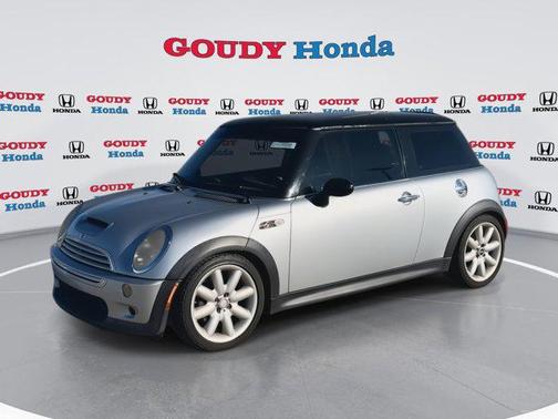 2004 MINI Cooper S Base