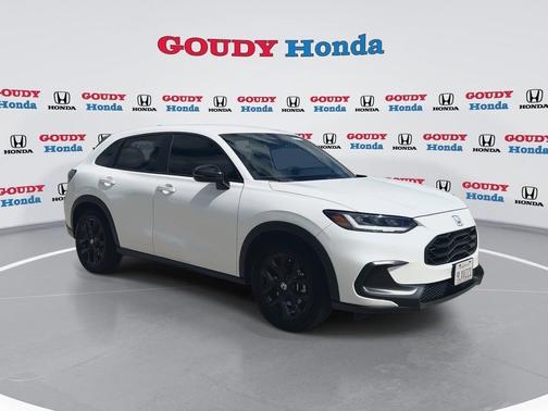 Platinum White Pearl 2024 Honda HR-V Sport