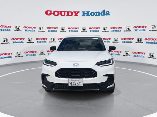 Platinum White Pearl 2024 Honda HR-V Sport